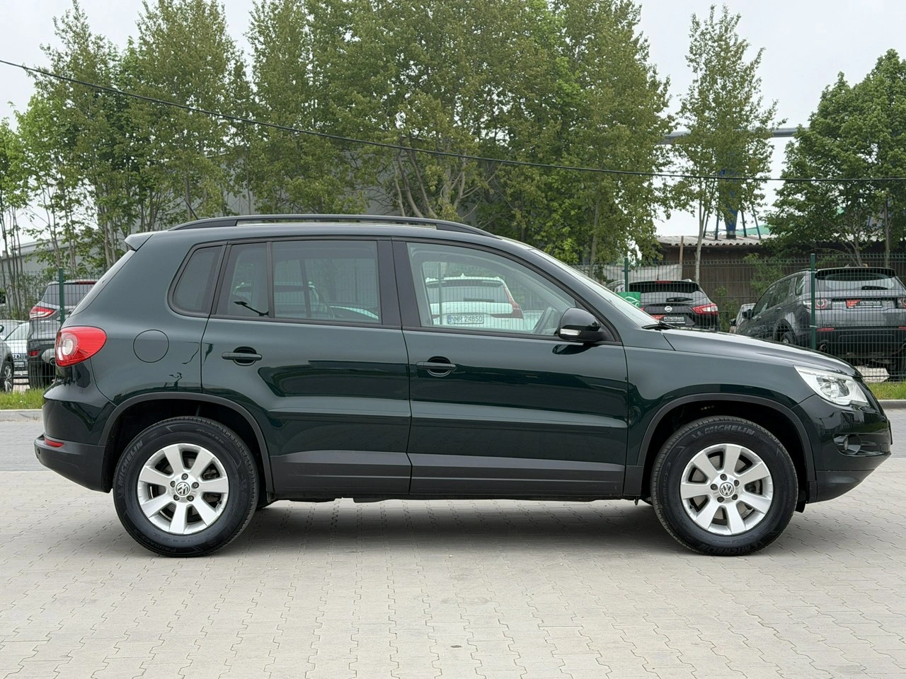 Volkswagen Tiguan - Zdjęcie 12