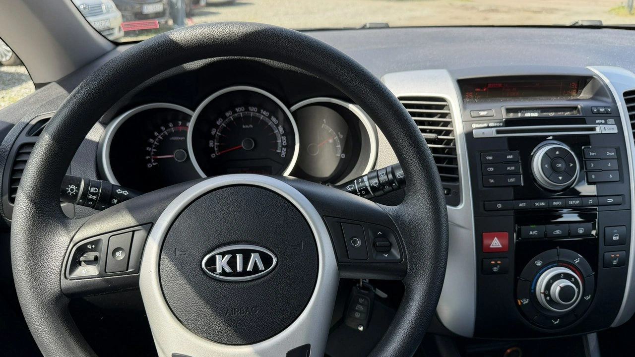 Kia Venga - Zdjęcie 26