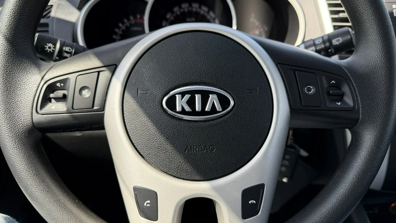 Kia Venga - Zdjęcie 27