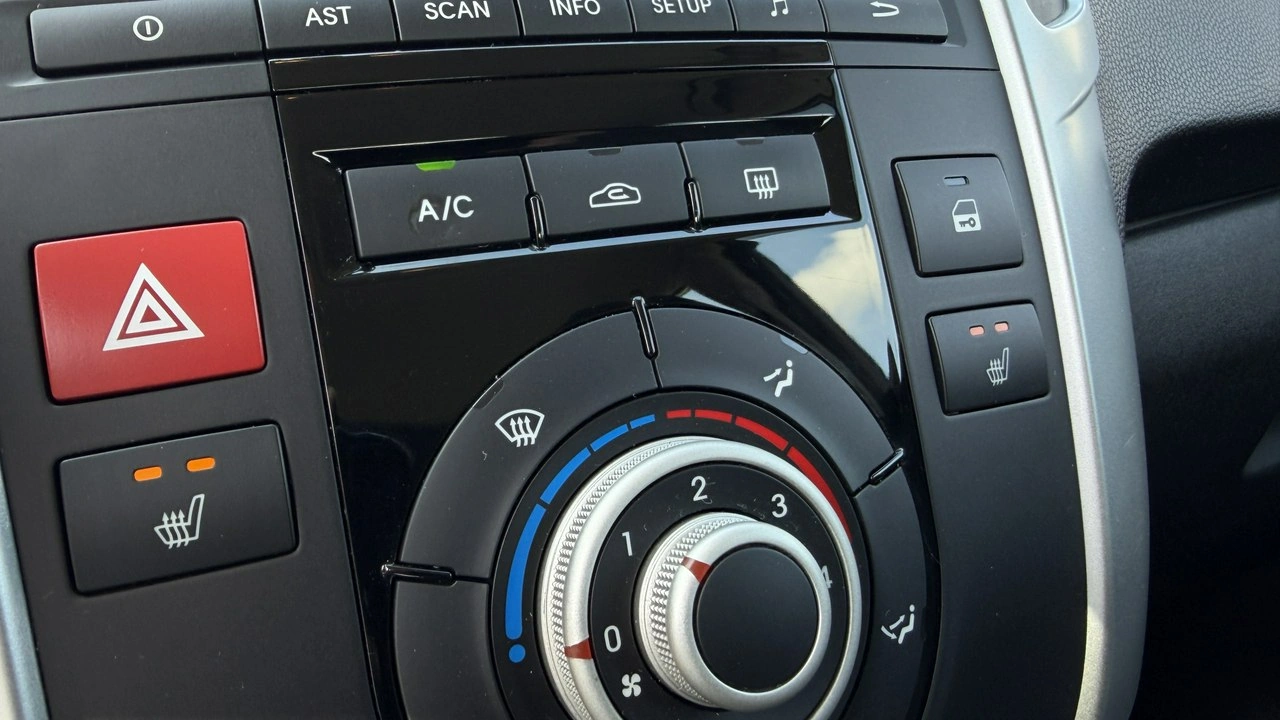 Kia Venga - Zdjęcie 28