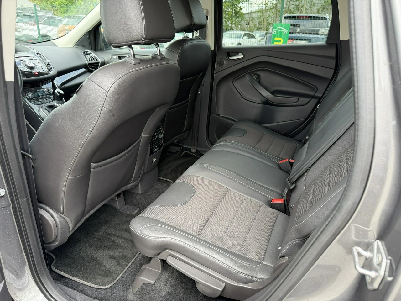 Ford Kuga - Zdjęcie 24