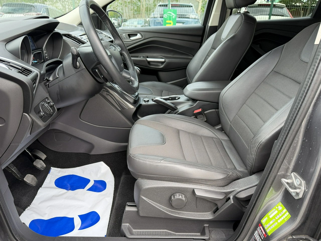 Ford Kuga - Zdjęcie 13
