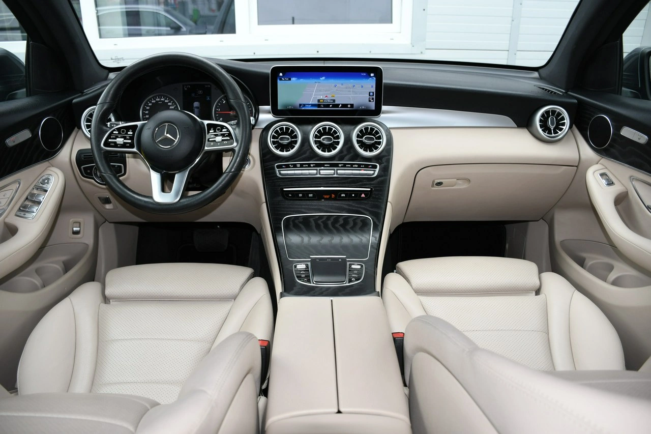Mercedes GLC 200 - Zdjęcie 1