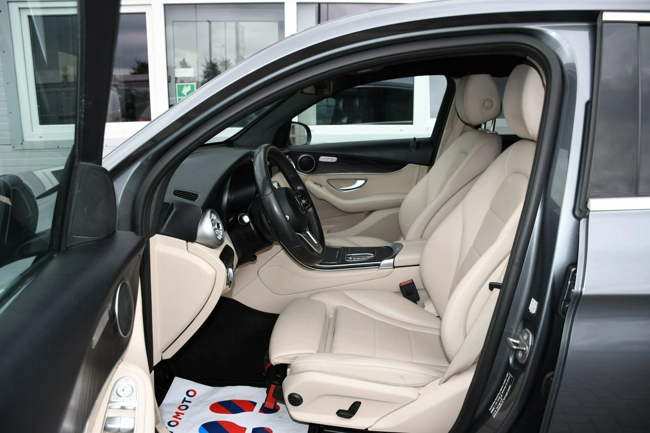 Mercedes GLC 200 - Zdjęcie 20