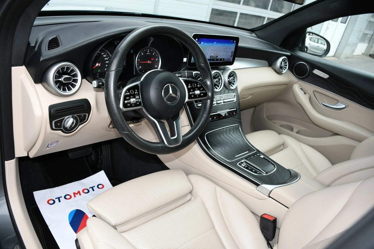 Mercedes GLC 200 - Zdjęcie 21