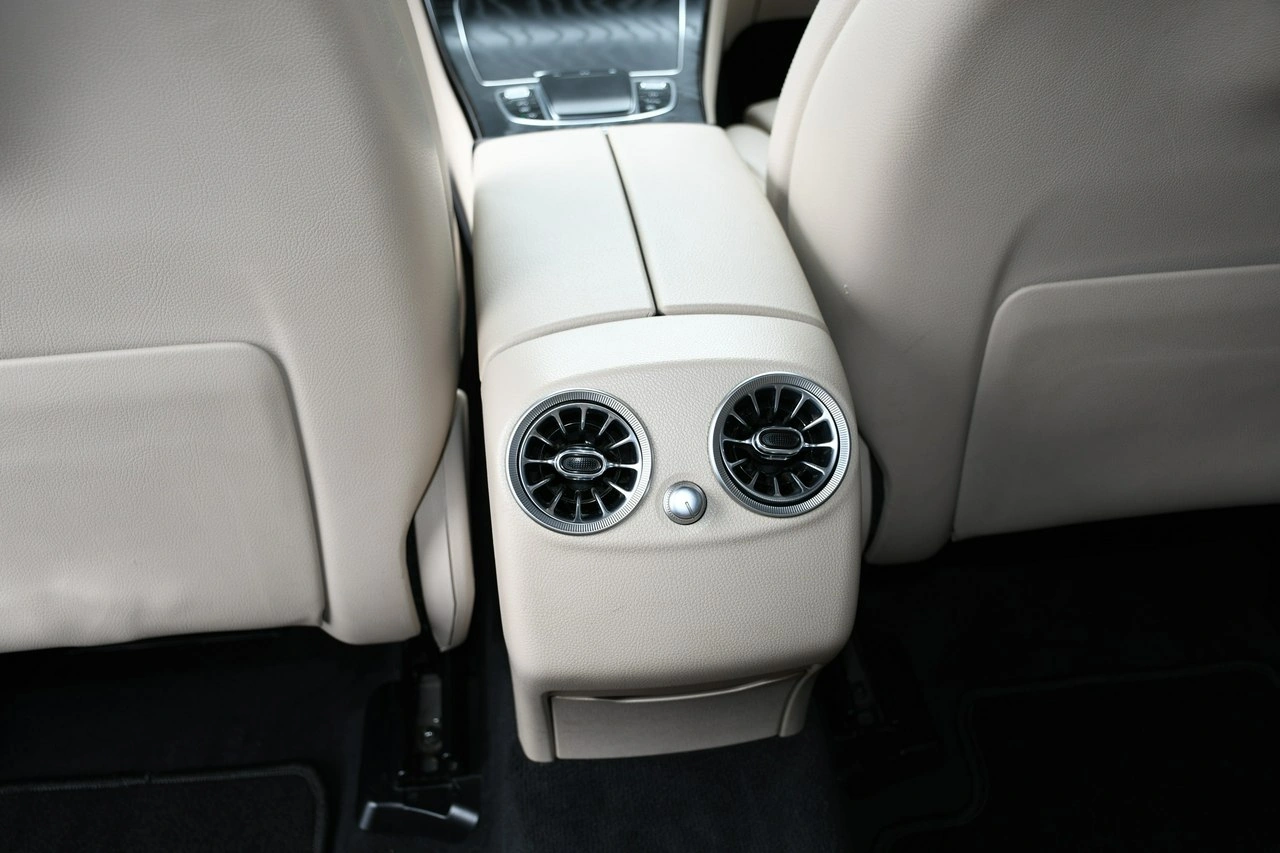 Mercedes GLC 200 - Zdjęcie 31