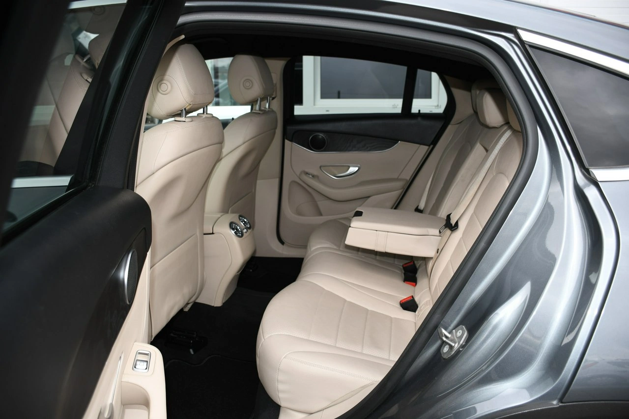 Mercedes GLC 200 - Zdjęcie 32