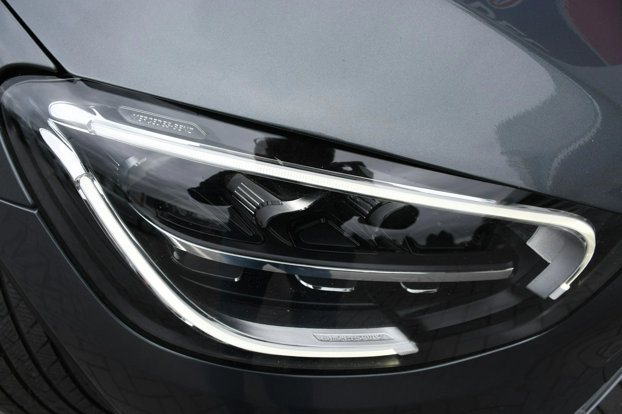 Mercedes GLC 200 - Zdjęcie 3