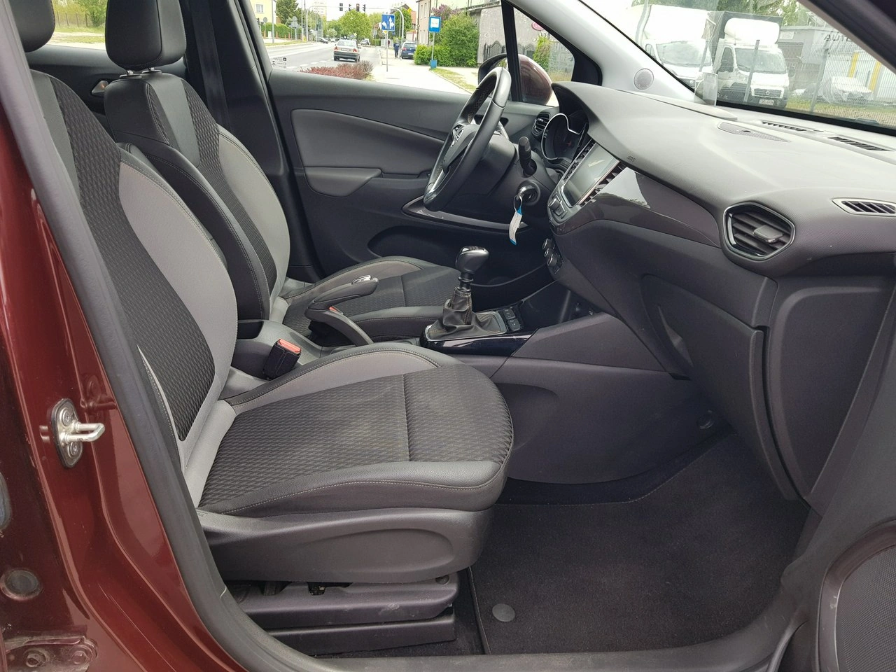 Opel Crossland X - Zdjęcie 16