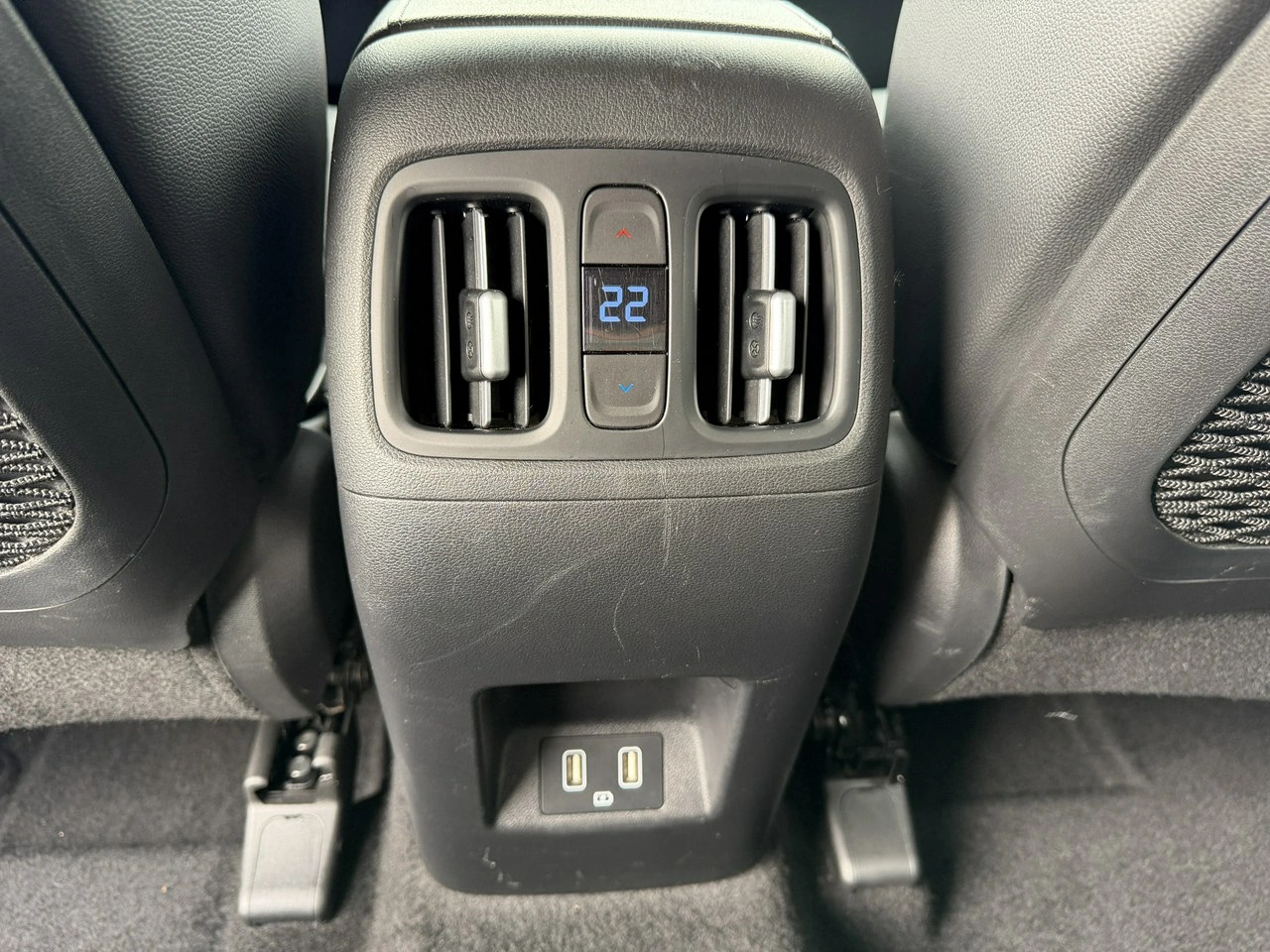 Hyundai Tucson - Zdjęcie 22