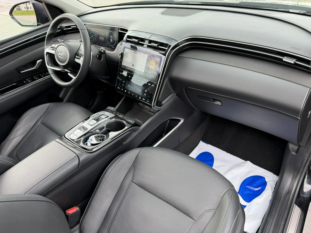 Hyundai Tucson - Zdjęcie 25