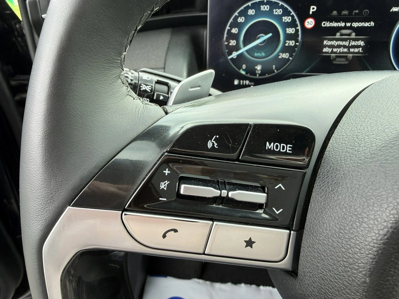 Hyundai Tucson - Zdjęcie 14