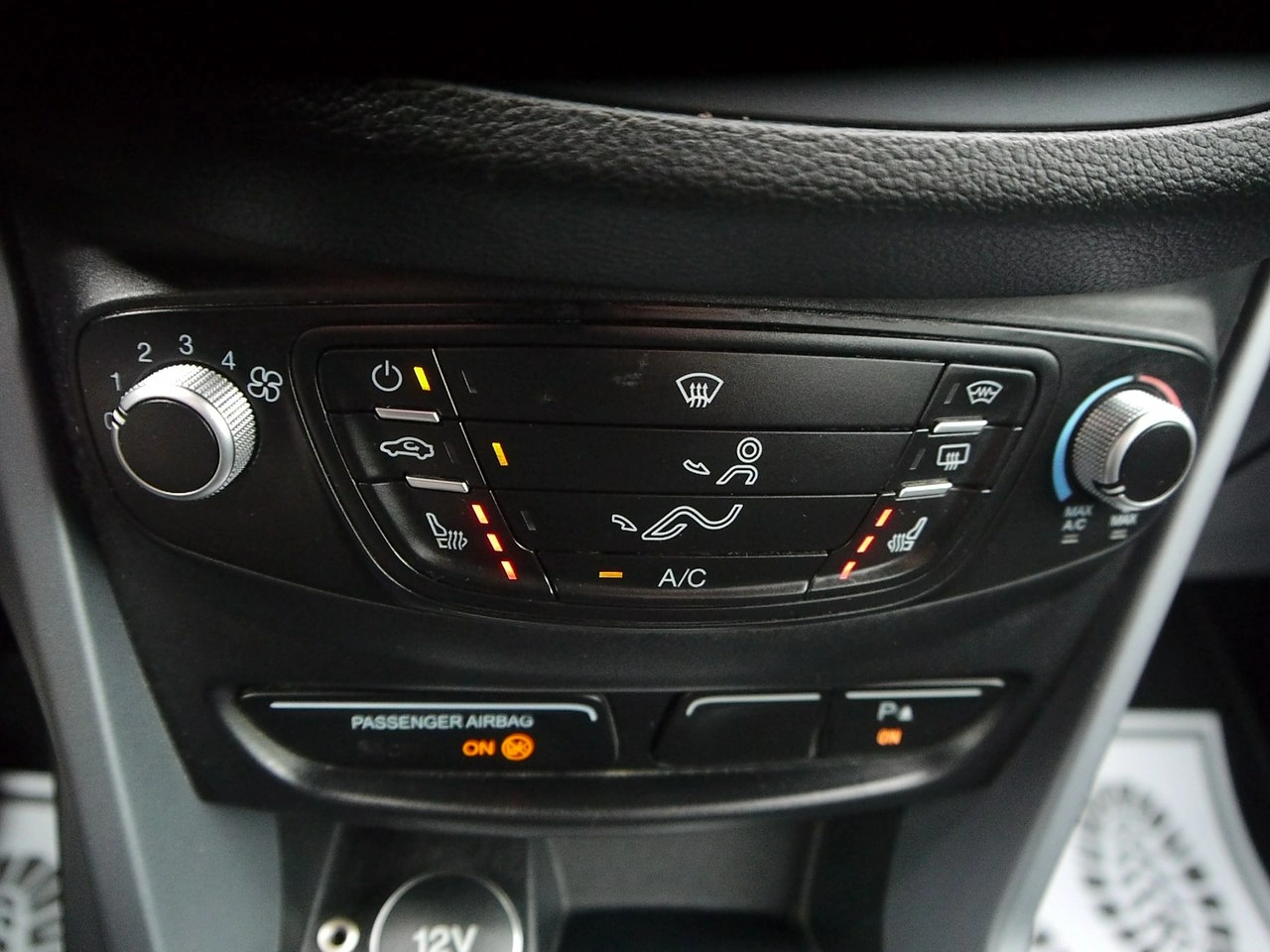 Ford B-Max - Zdjęcie 21