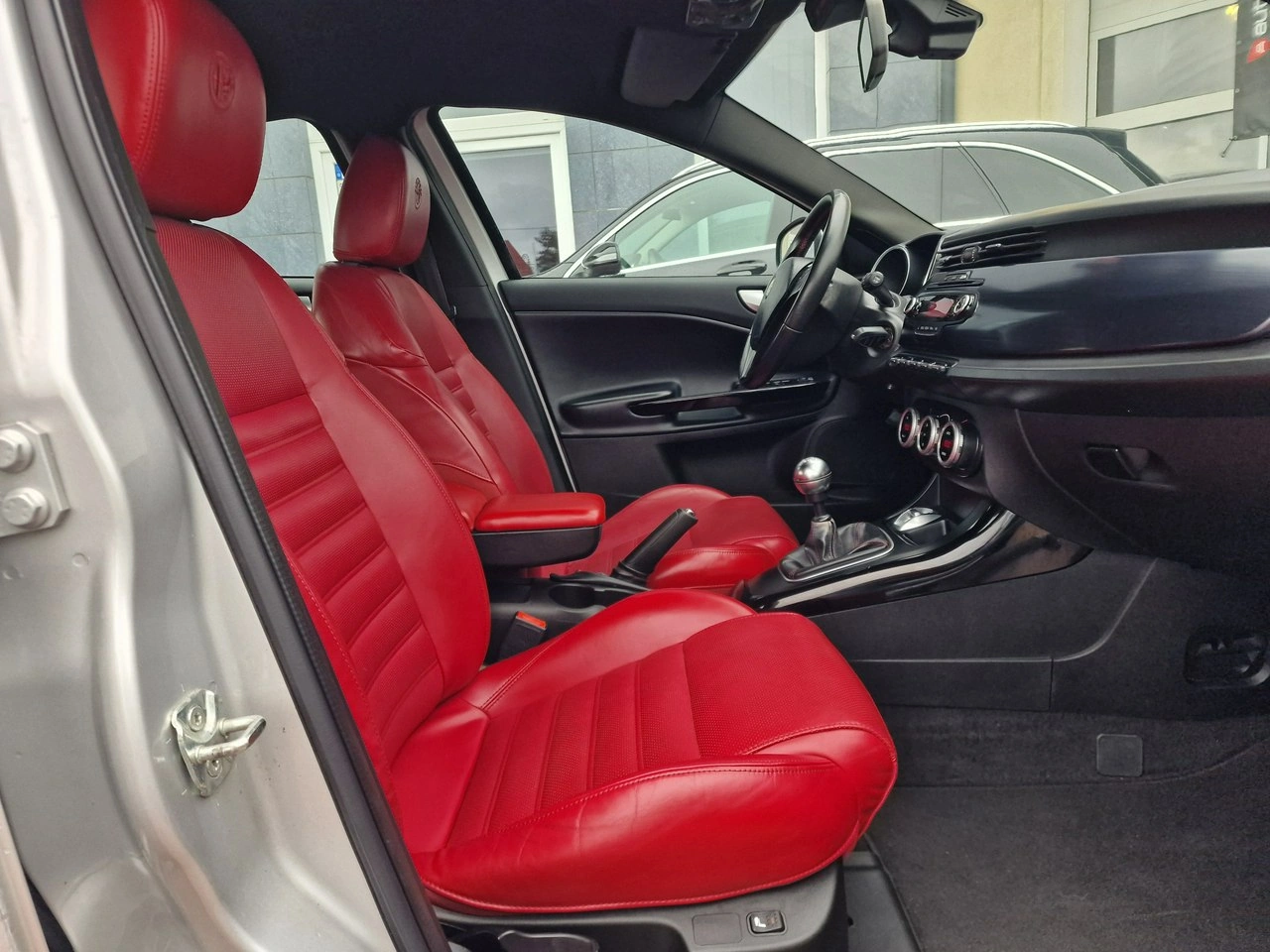 Alfa Romeo Giulietta - Zdjęcie 22
