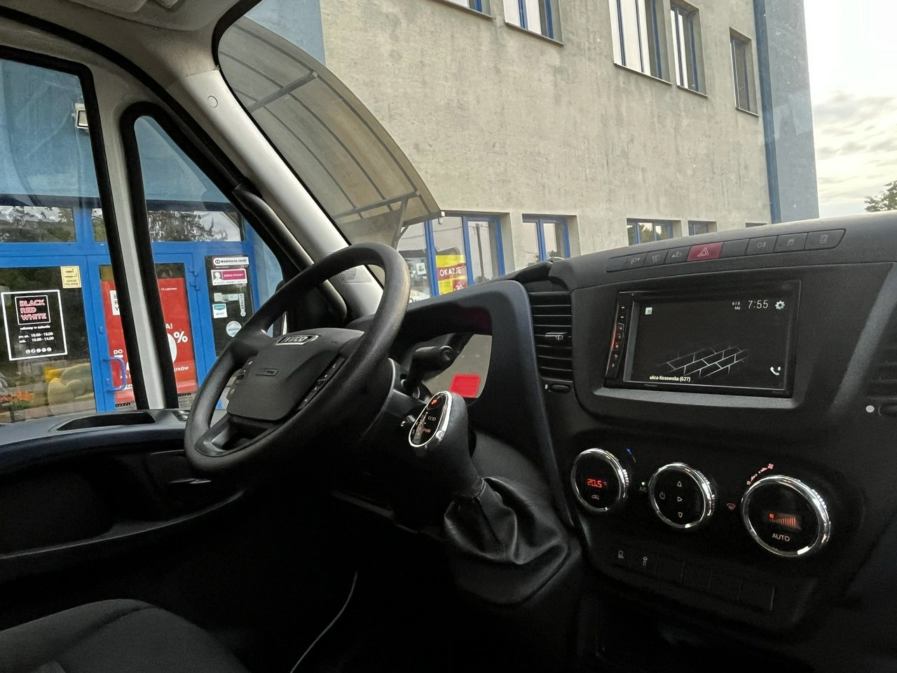 Iveco Daily 35C16 V - Zdjęcie 10