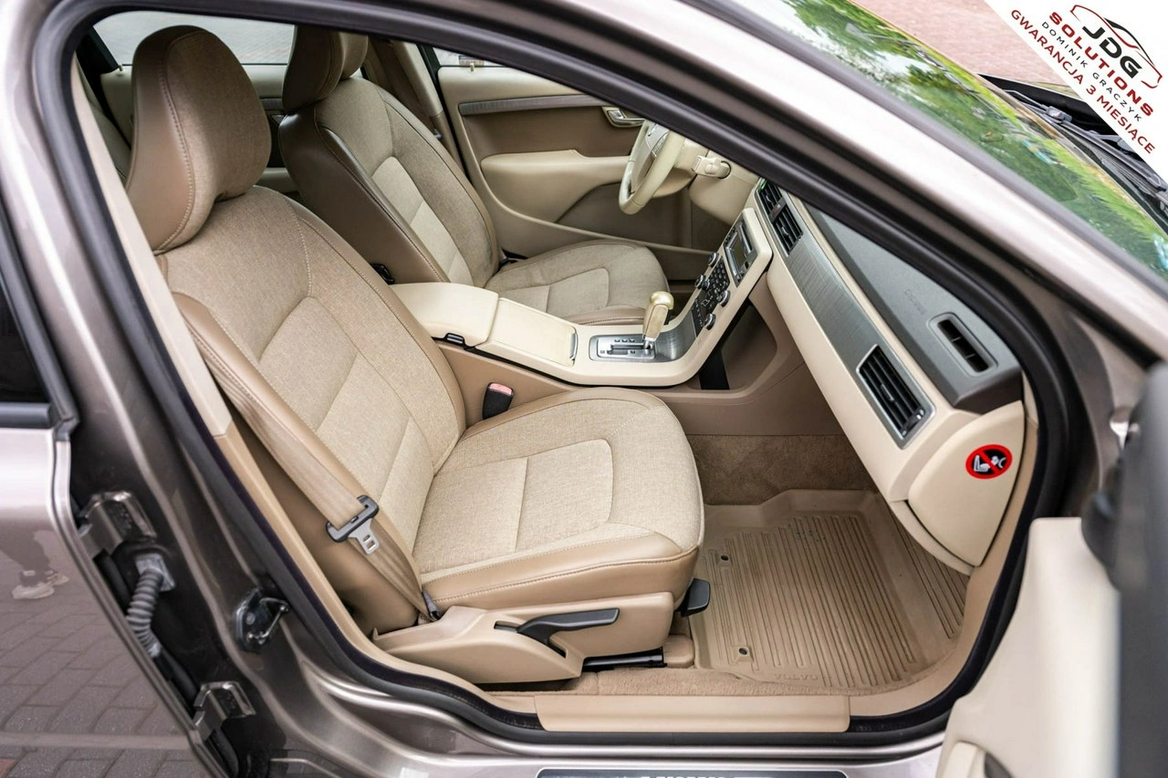 Volvo XC 70 - Zdjęcie 23