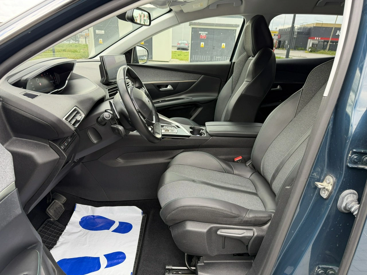 Peugeot 3008 - Zdjęcie 16