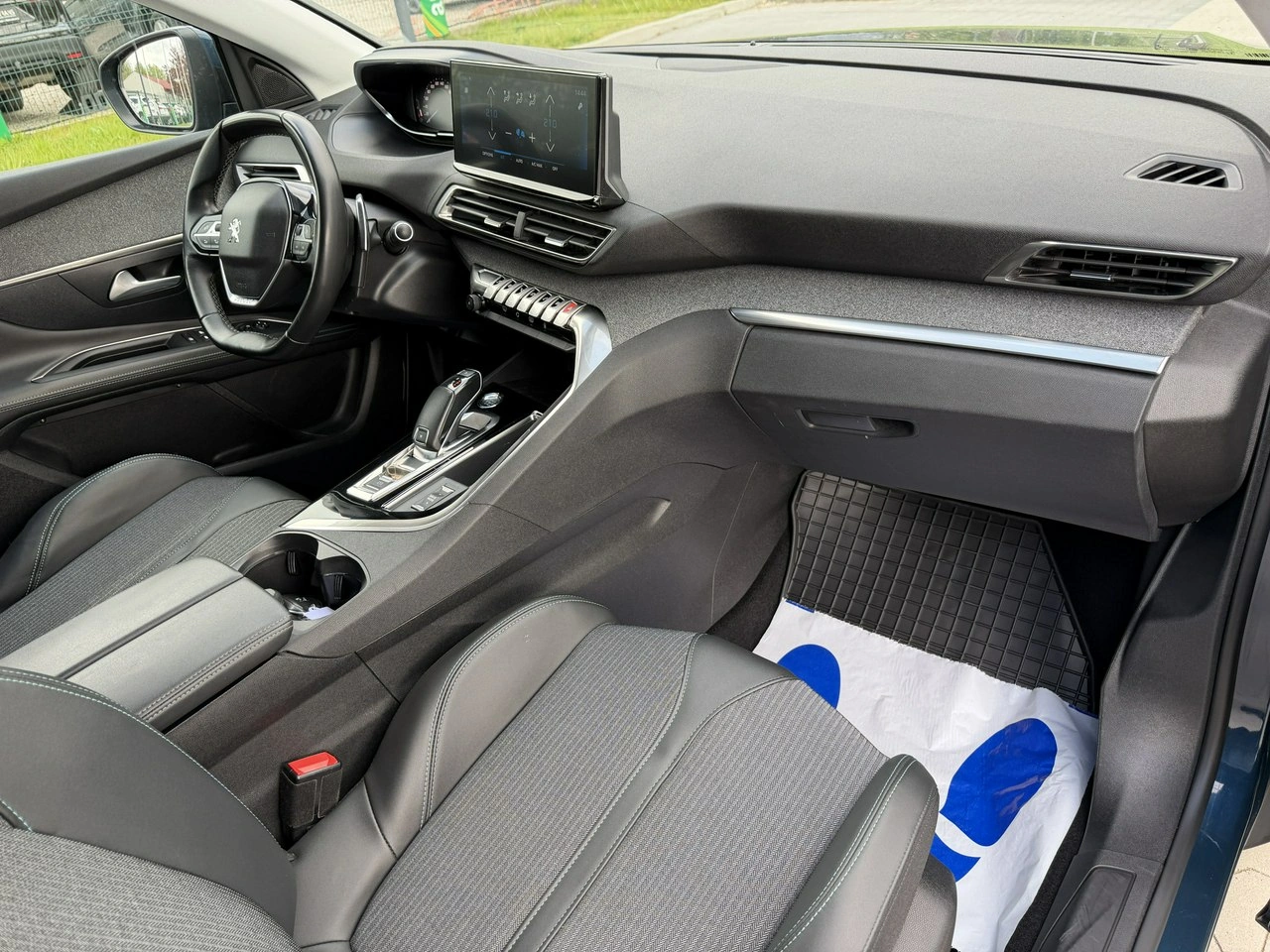 Peugeot 3008 - Zdjęcie 32