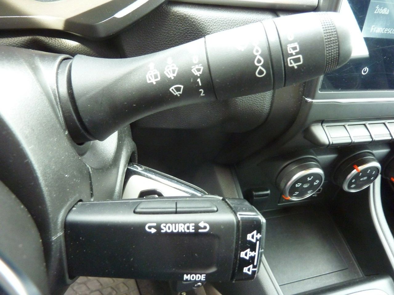 Renault Captur - Zdjęcie 32