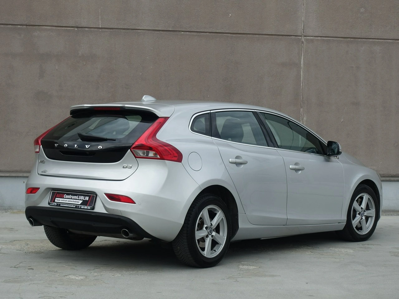 Volvo V40 - Zdjęcie 9