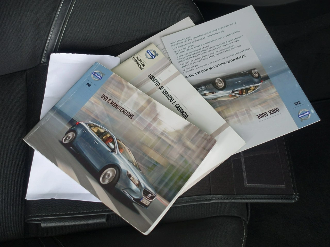Volvo V40 - Zdjęcie 32