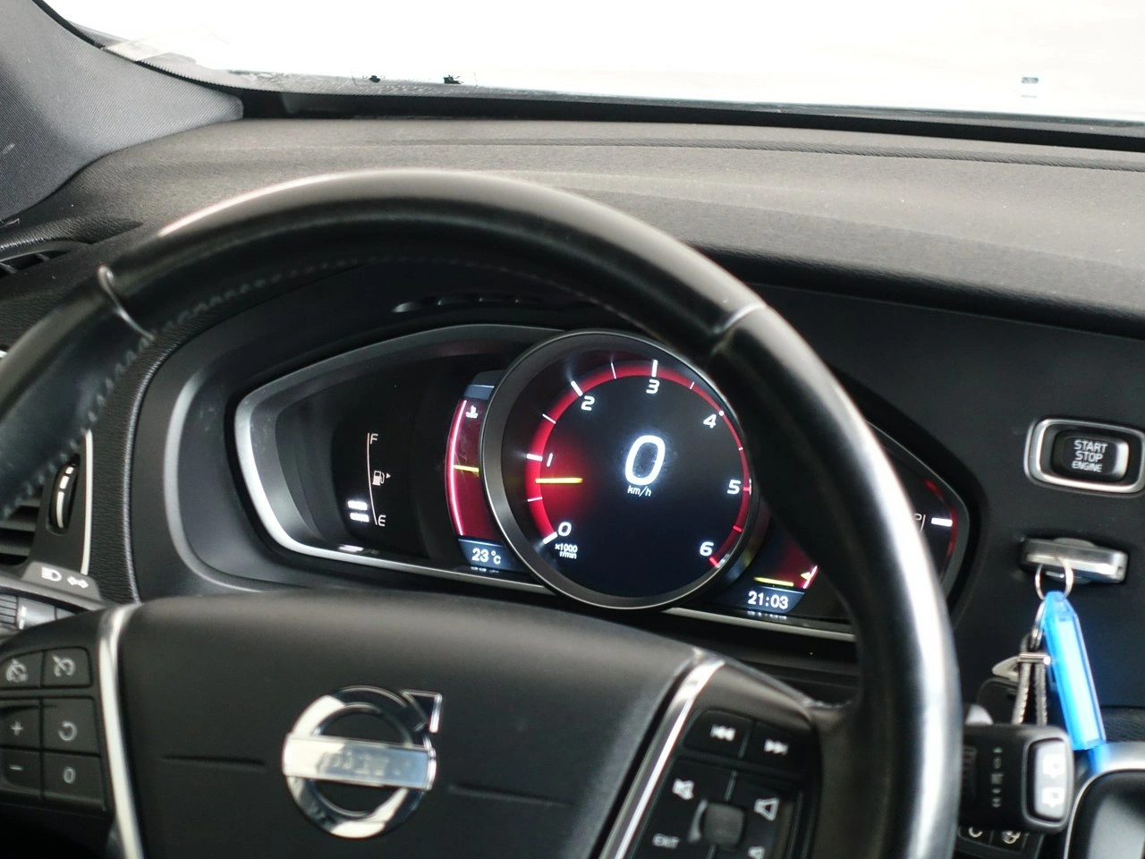 Volvo V40 - Zdjęcie 24