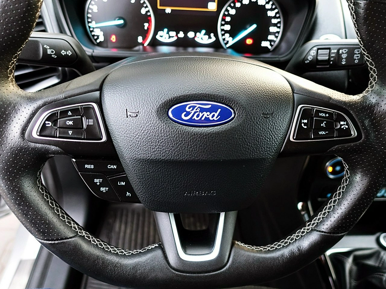 Ford EcoSport - Zdjęcie 17