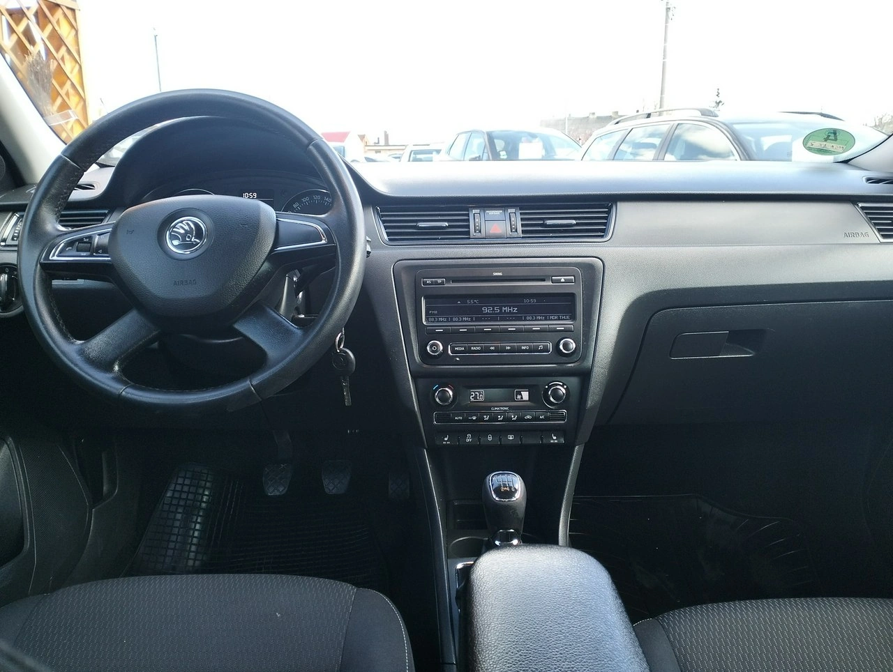 Skoda RAPID - Zdjęcie 13