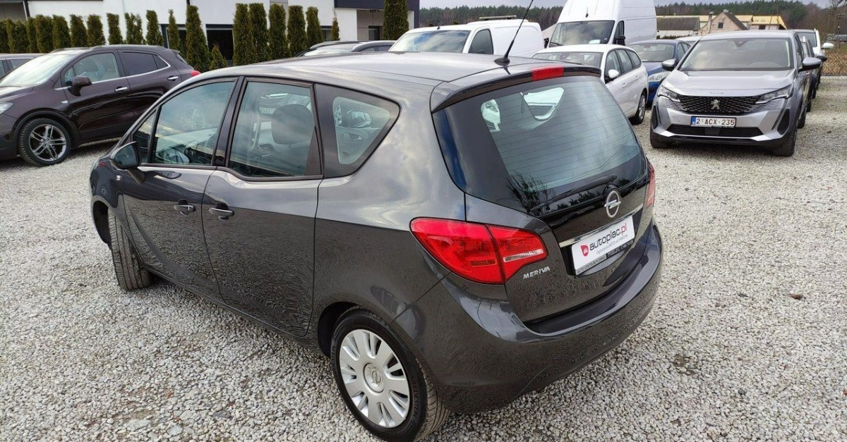Opel Meriva - Zdjęcie 14
