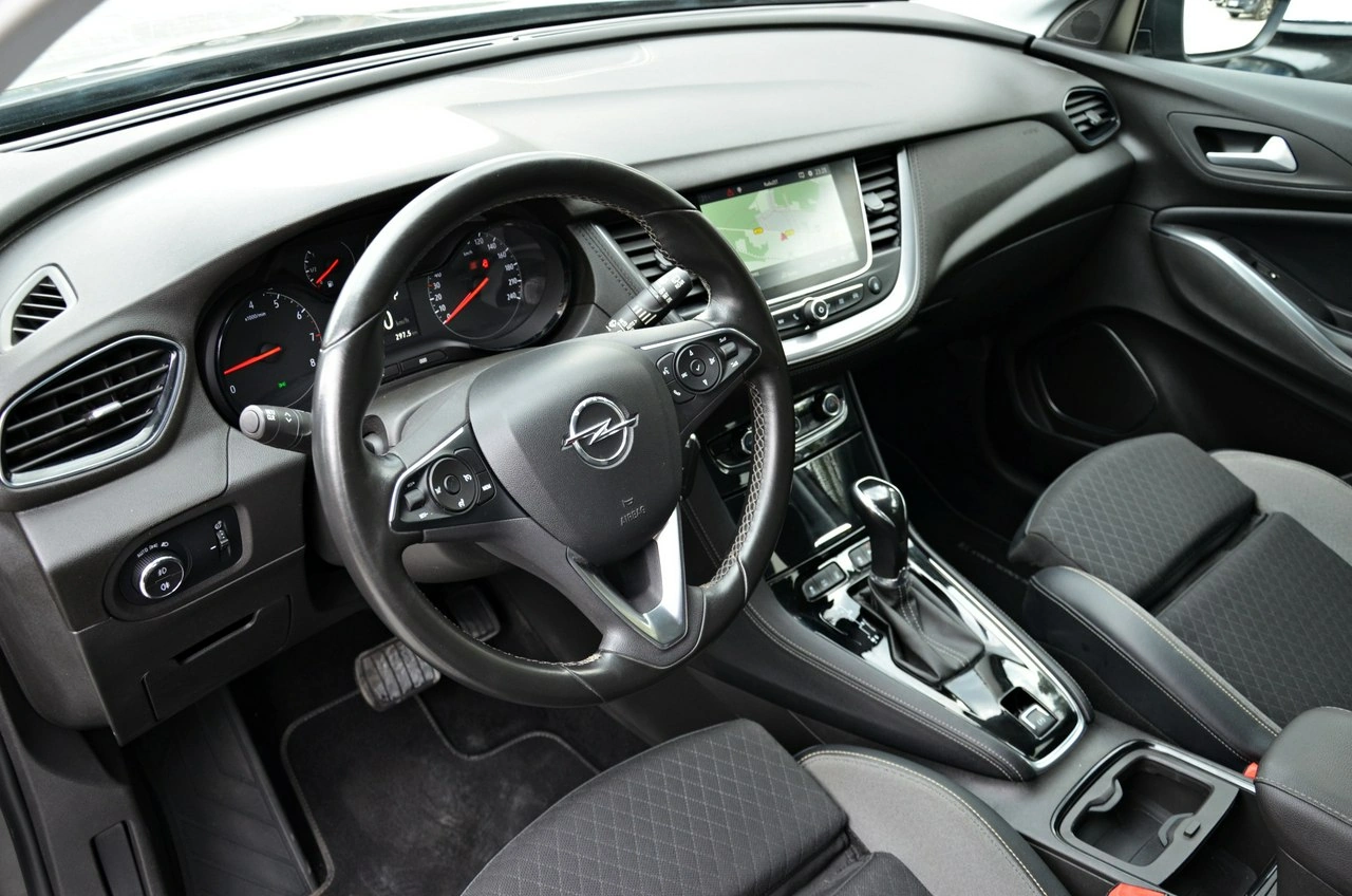 Opel Grandland X - Zdjęcie 28