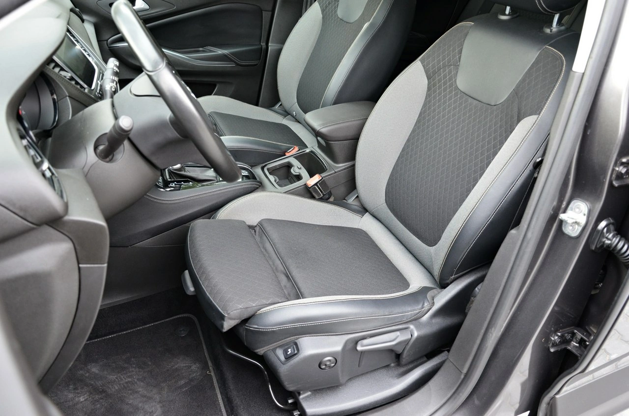 Opel Grandland X - Zdjęcie 29