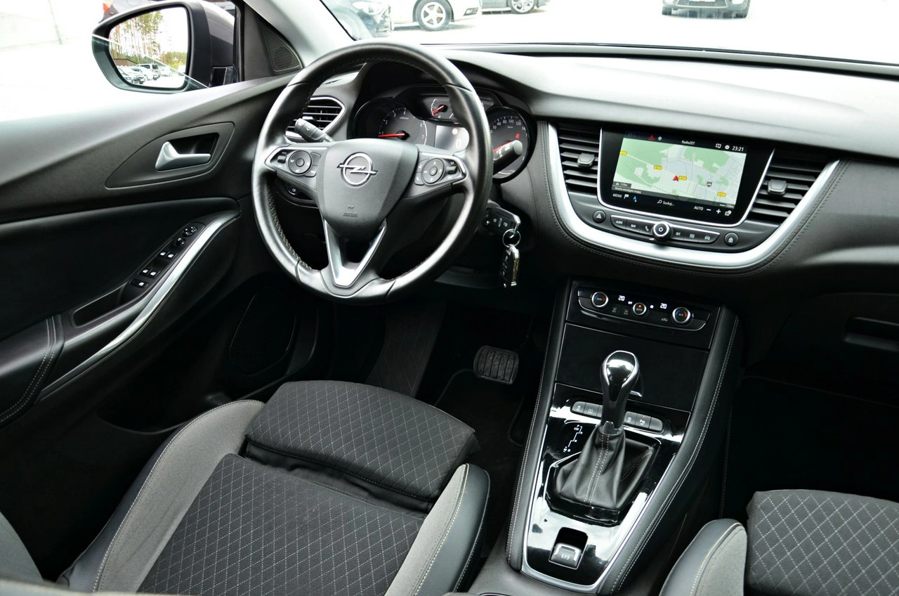 Opel Grandland X - Zdjęcie 32