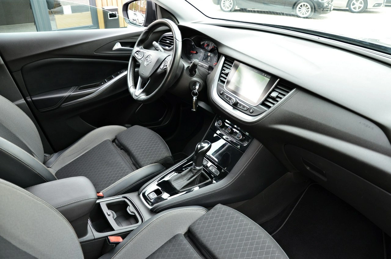 Opel Grandland X - Zdjęcie 33