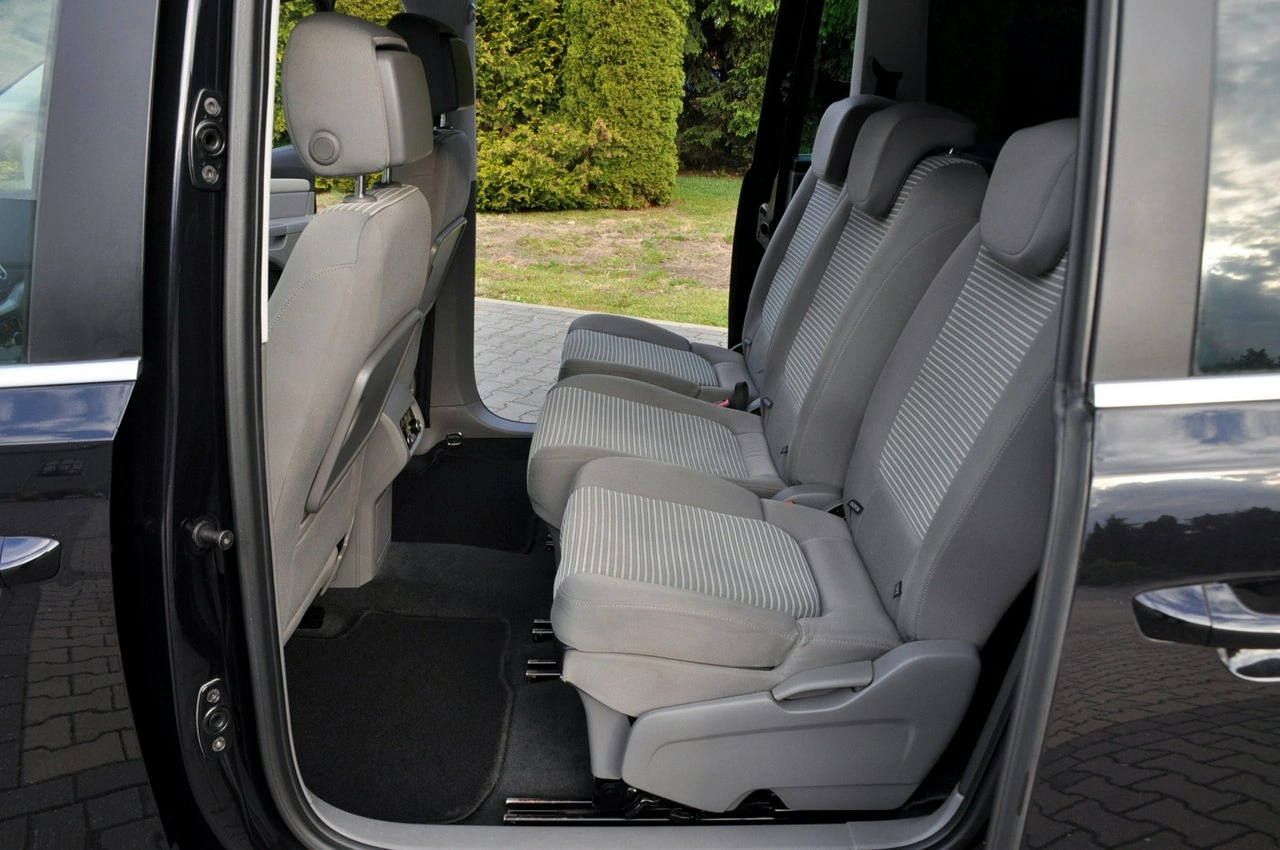 Seat Alhambra - Zdjęcie 20