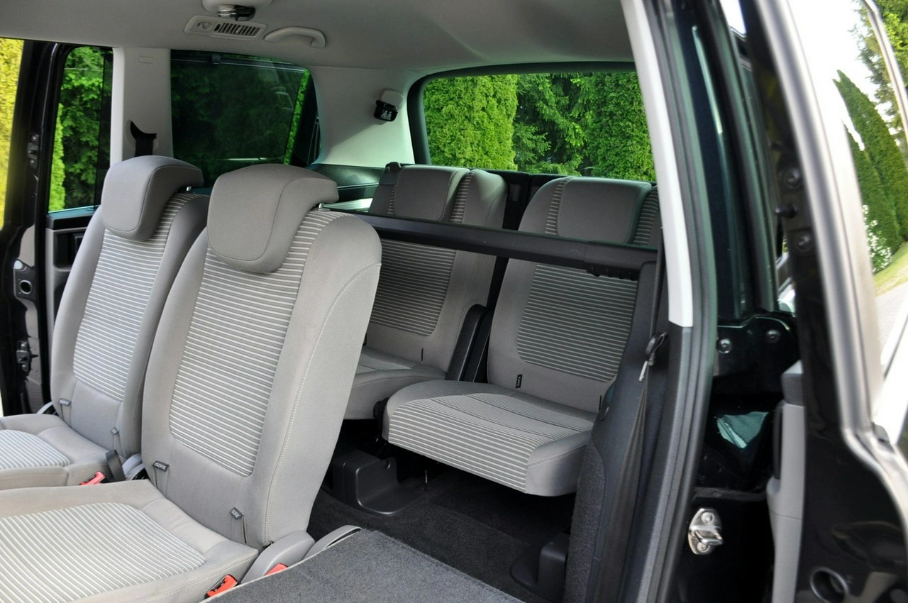 Seat Alhambra - Zdjęcie 22