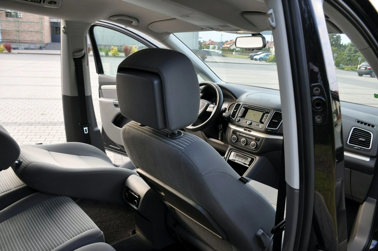 Seat Alhambra - Zdjęcie 26