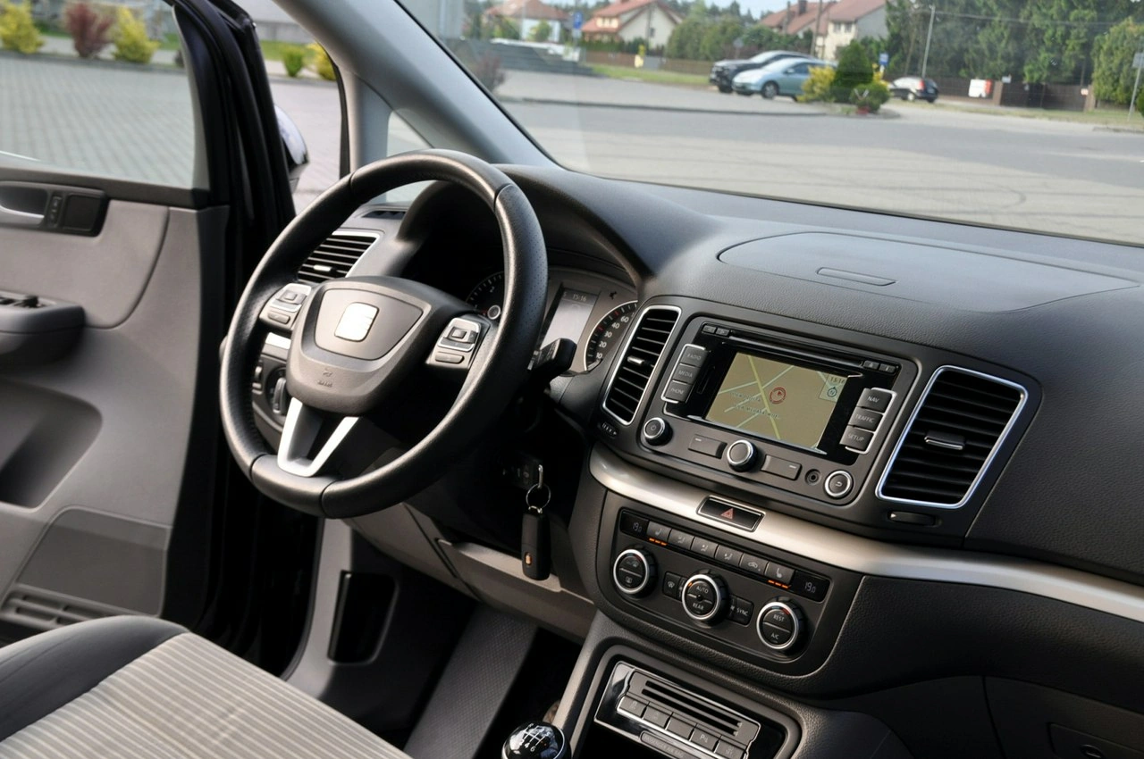 Seat Alhambra - Zdjęcie 28