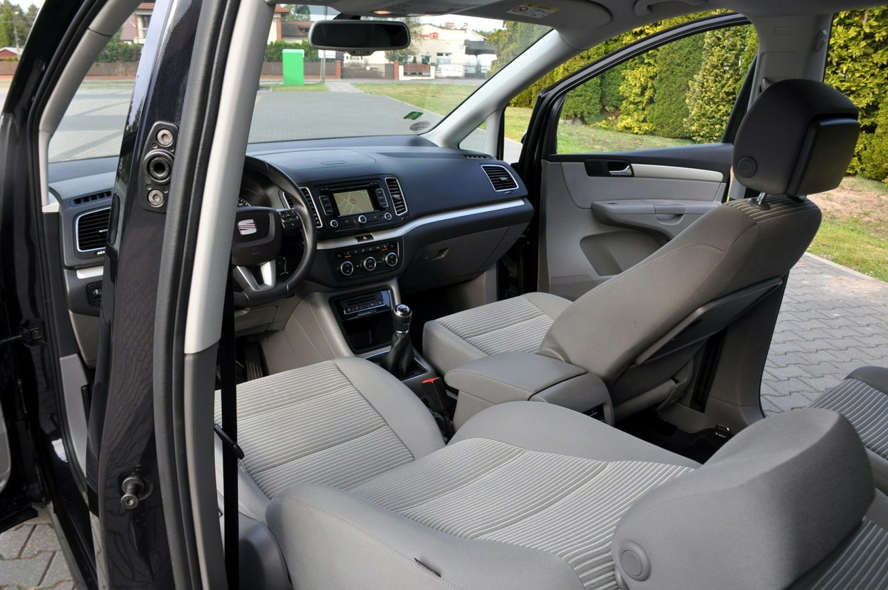 Seat Alhambra - Zdjęcie 30