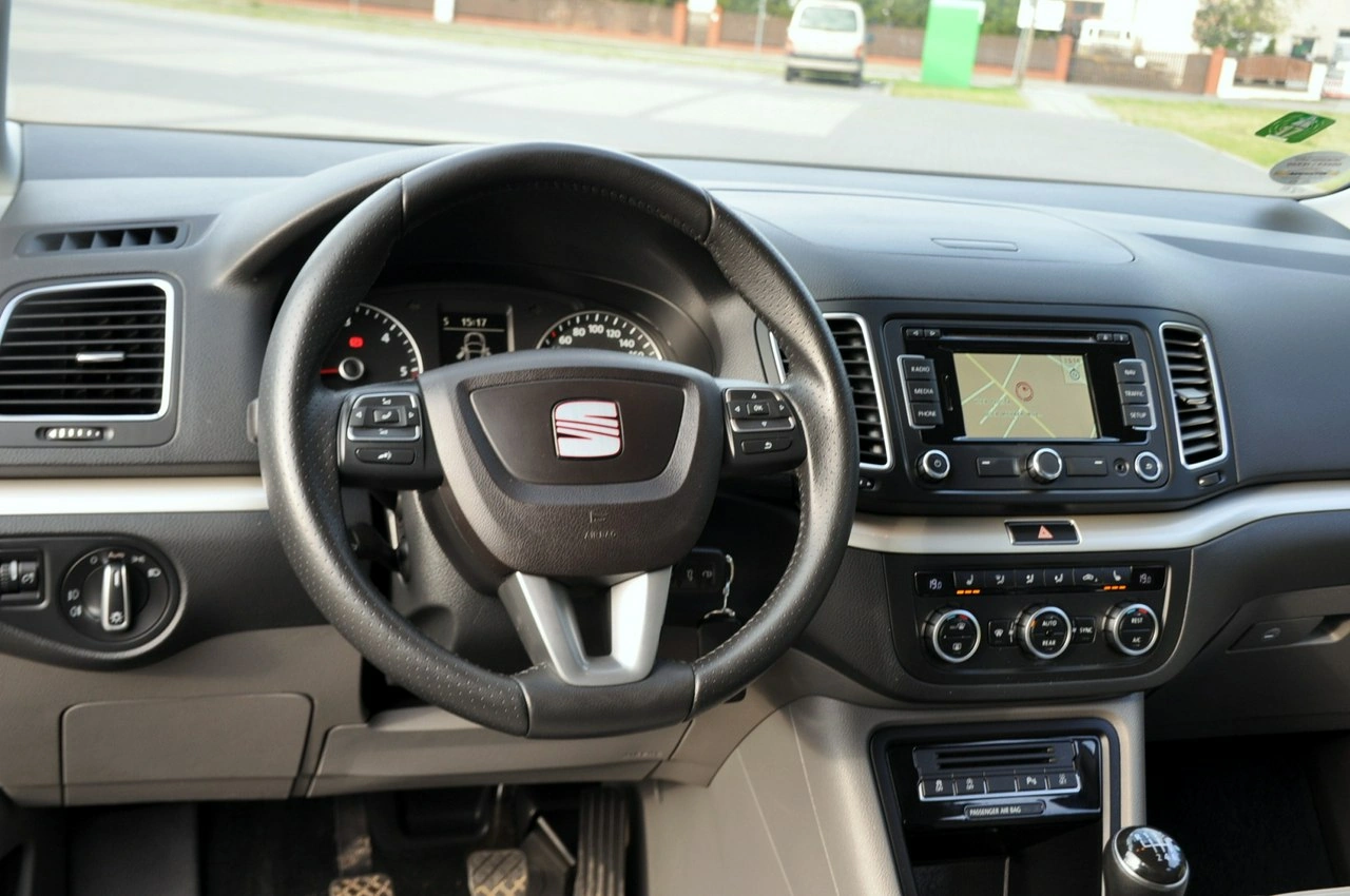 Seat Alhambra - Zdjęcie 32