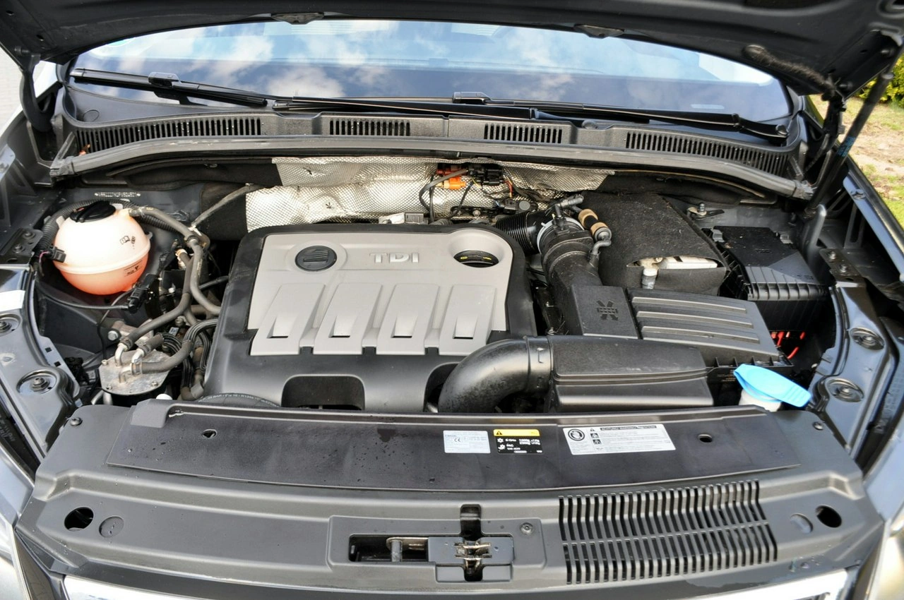 Seat Alhambra - Zdjęcie 38