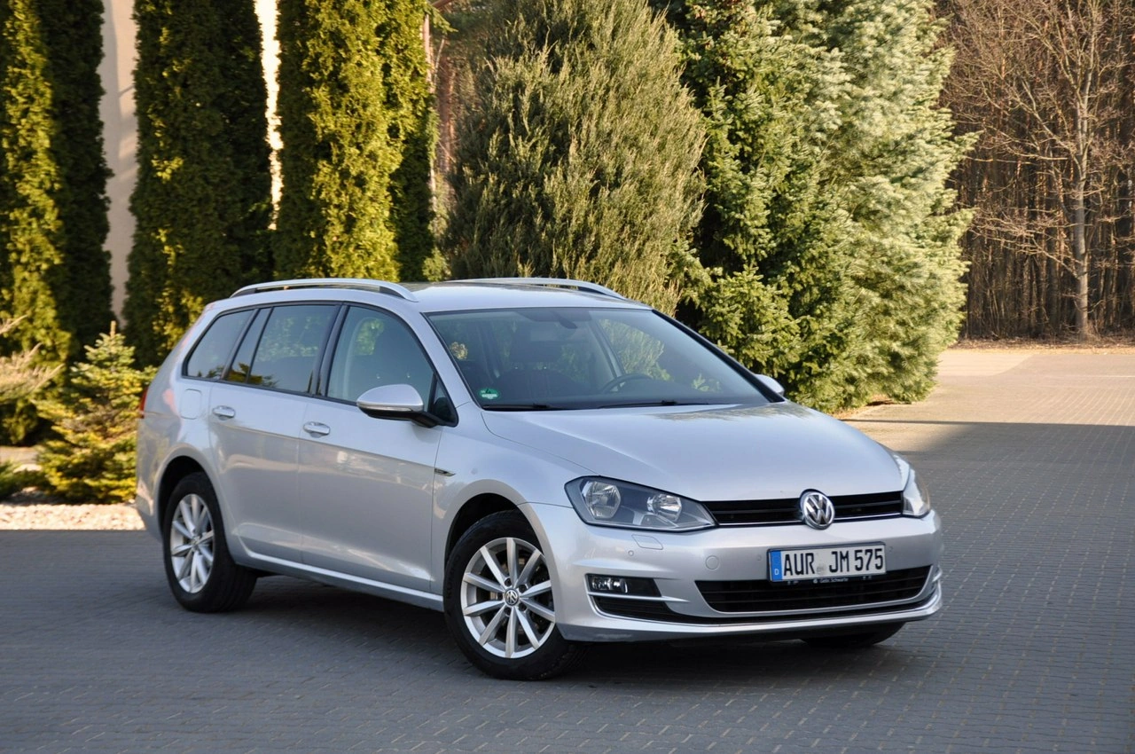 Volkswagen Golf - Zdjęcie 1