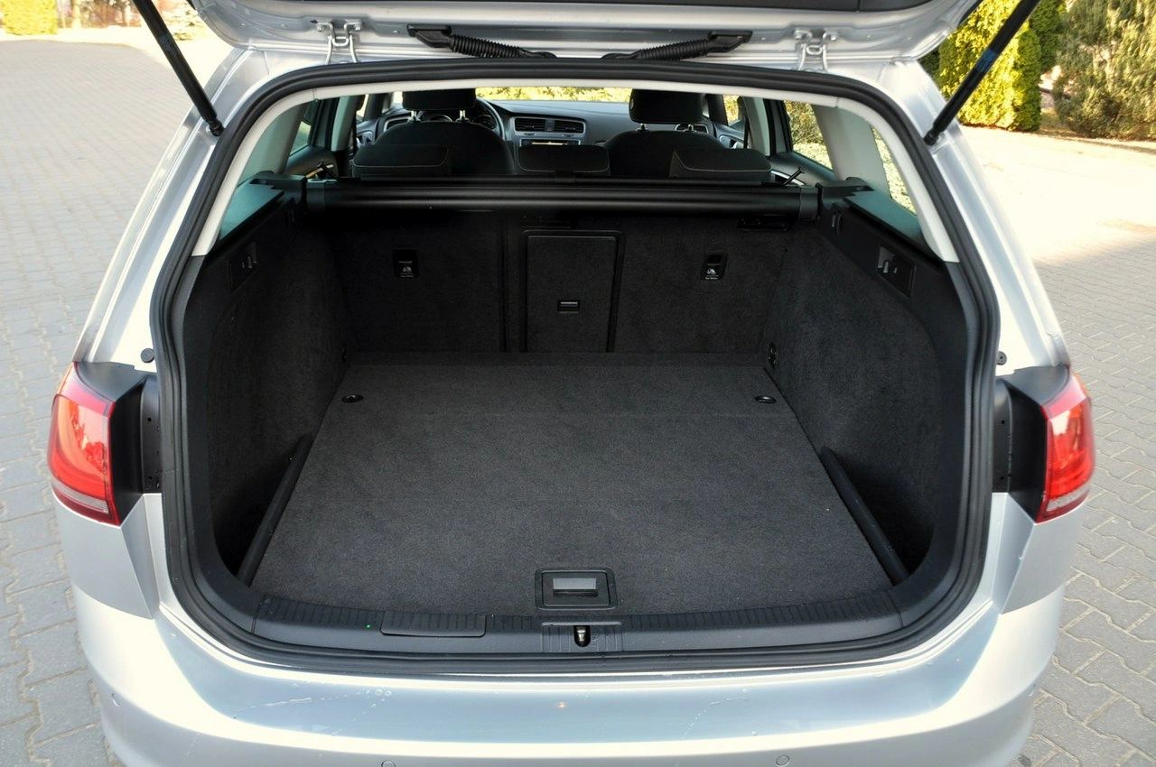 Volkswagen Golf - Zdjęcie 37