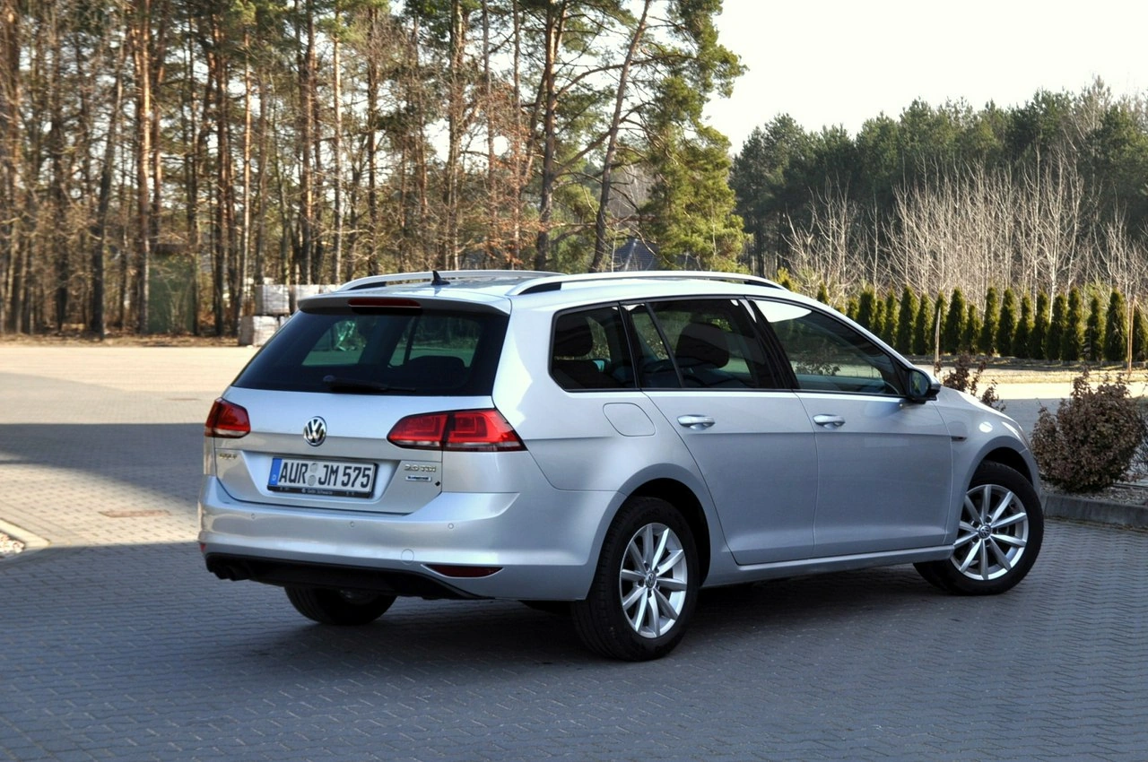 Volkswagen Golf - Zdjęcie 4