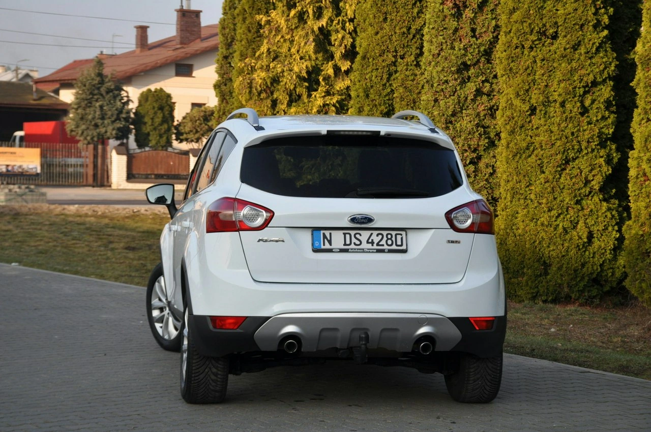 Ford Kuga - Zdjęcie 14