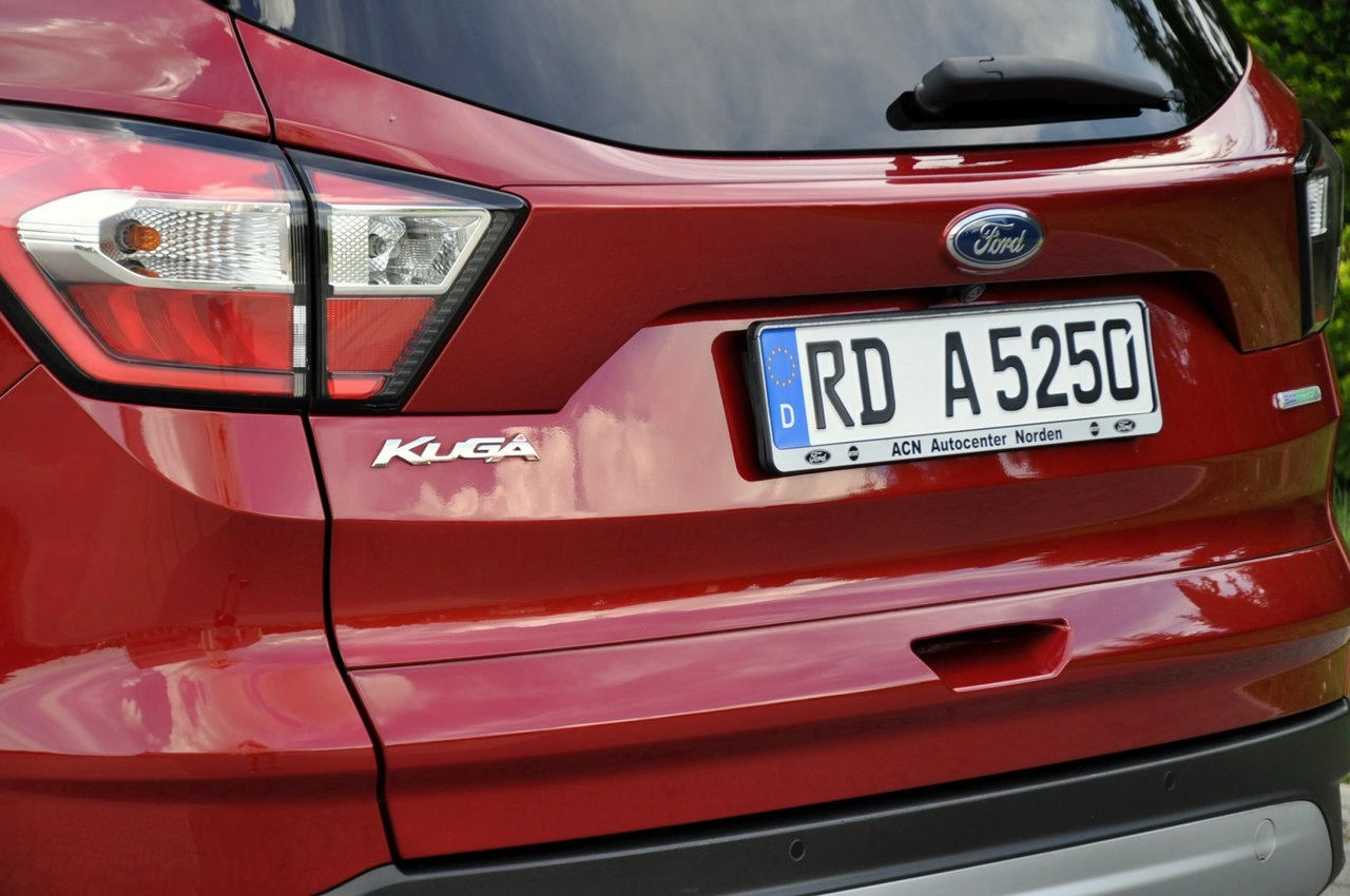 Ford Kuga - Zdjęcie 15