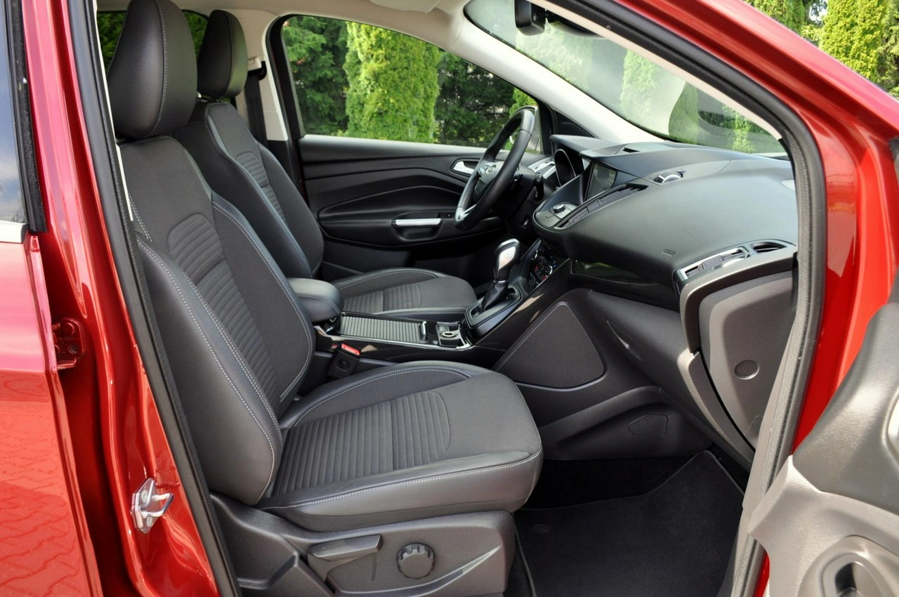 Ford Kuga - Zdjęcie 16
