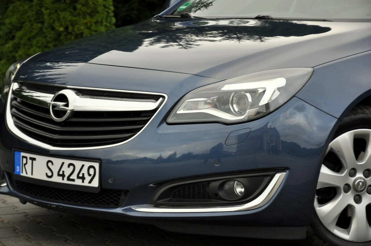 Opel Insignia - Zdjęcie 11