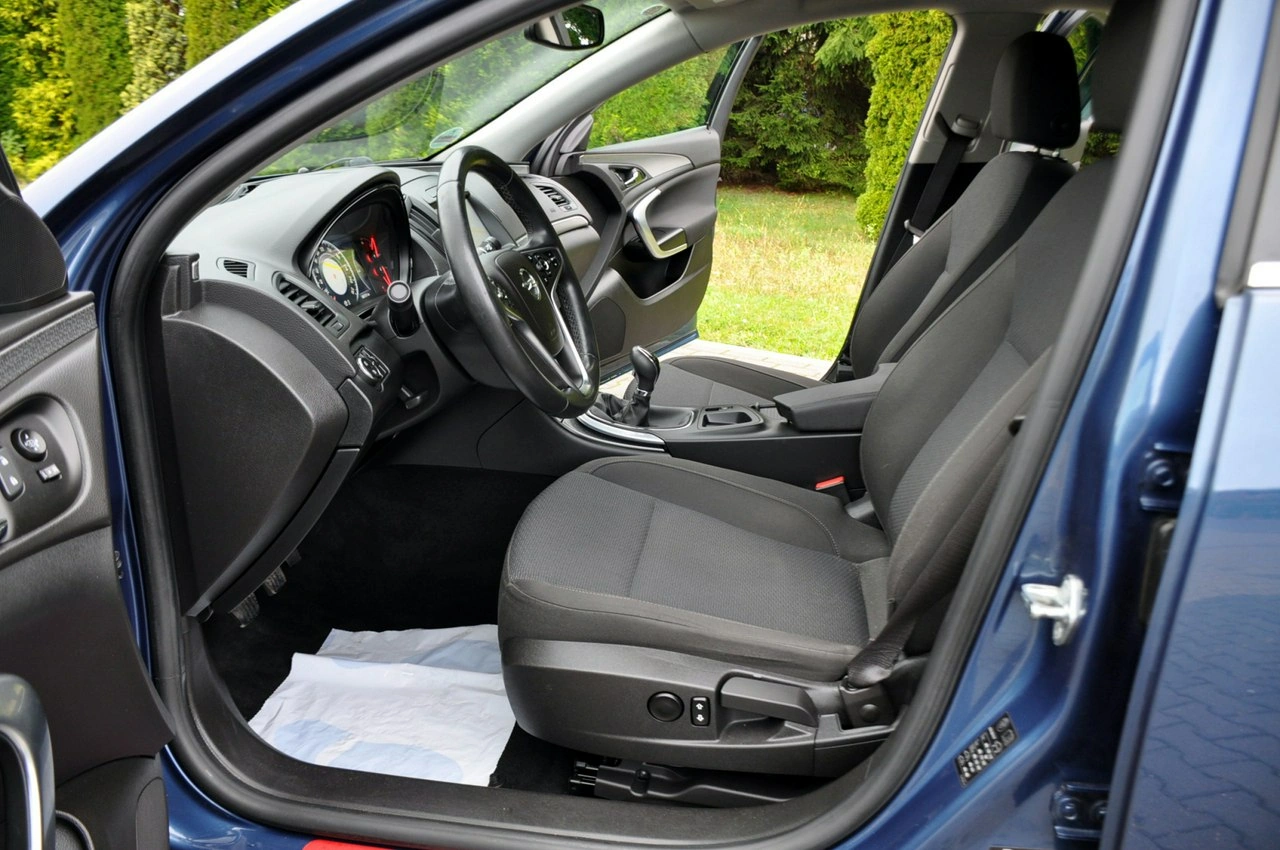 Opel Insignia - Zdjęcie 20