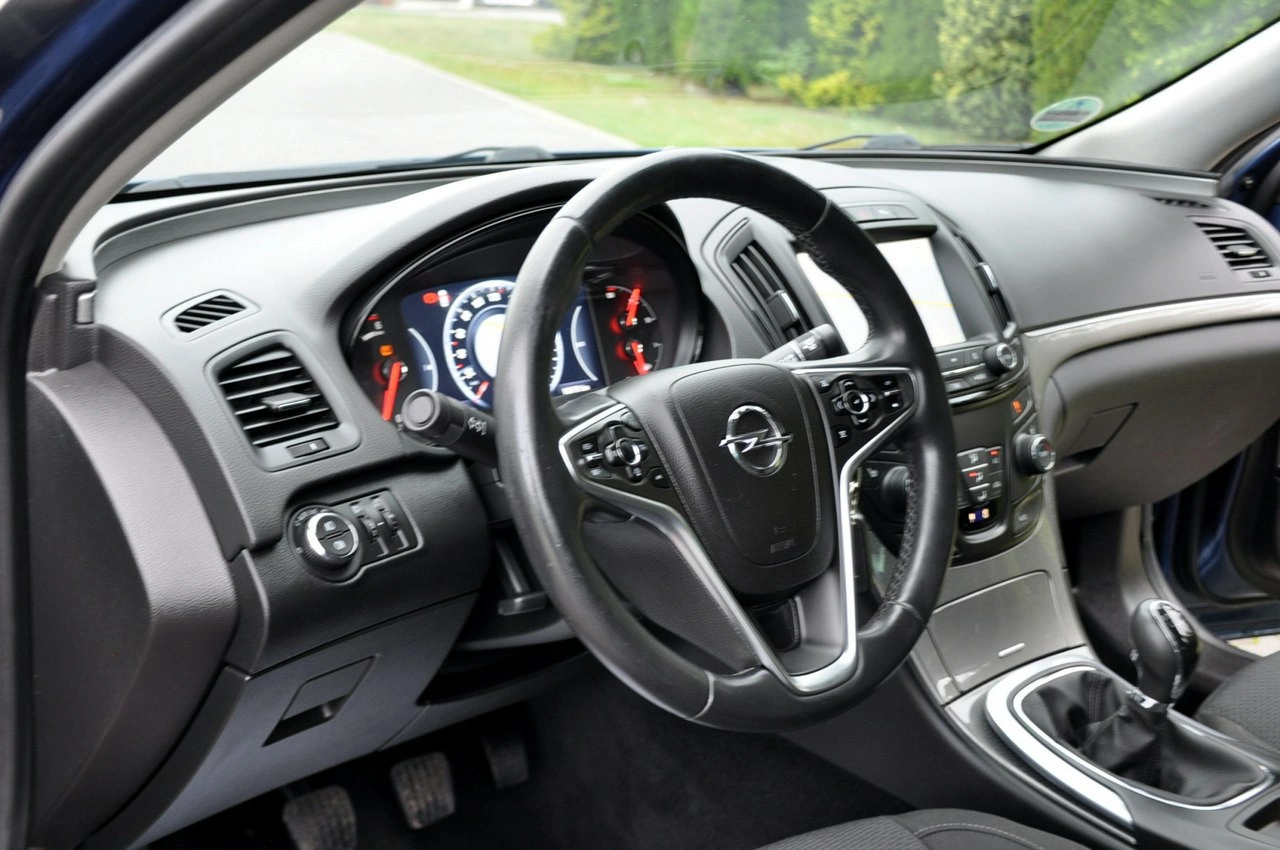 Opel Insignia - Zdjęcie 21