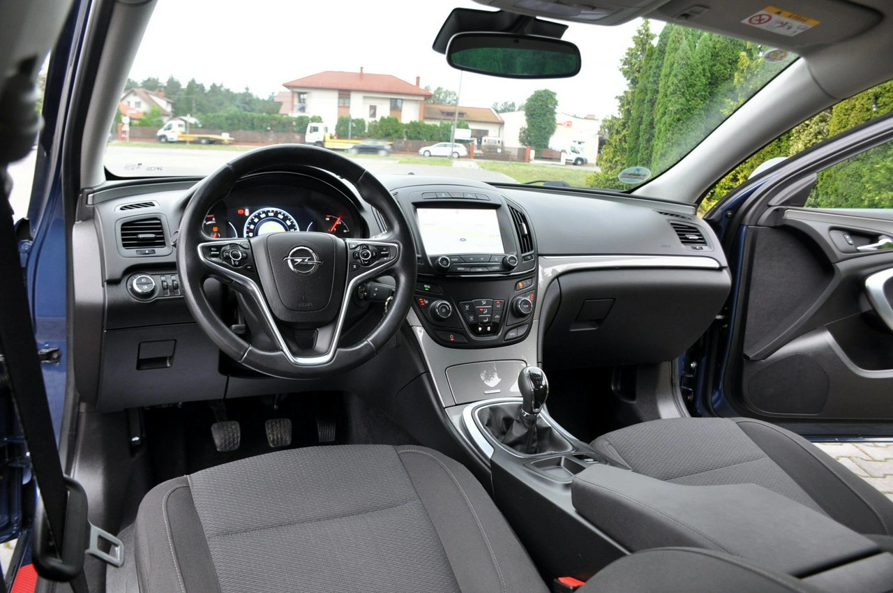 Opel Insignia - Zdjęcie 27